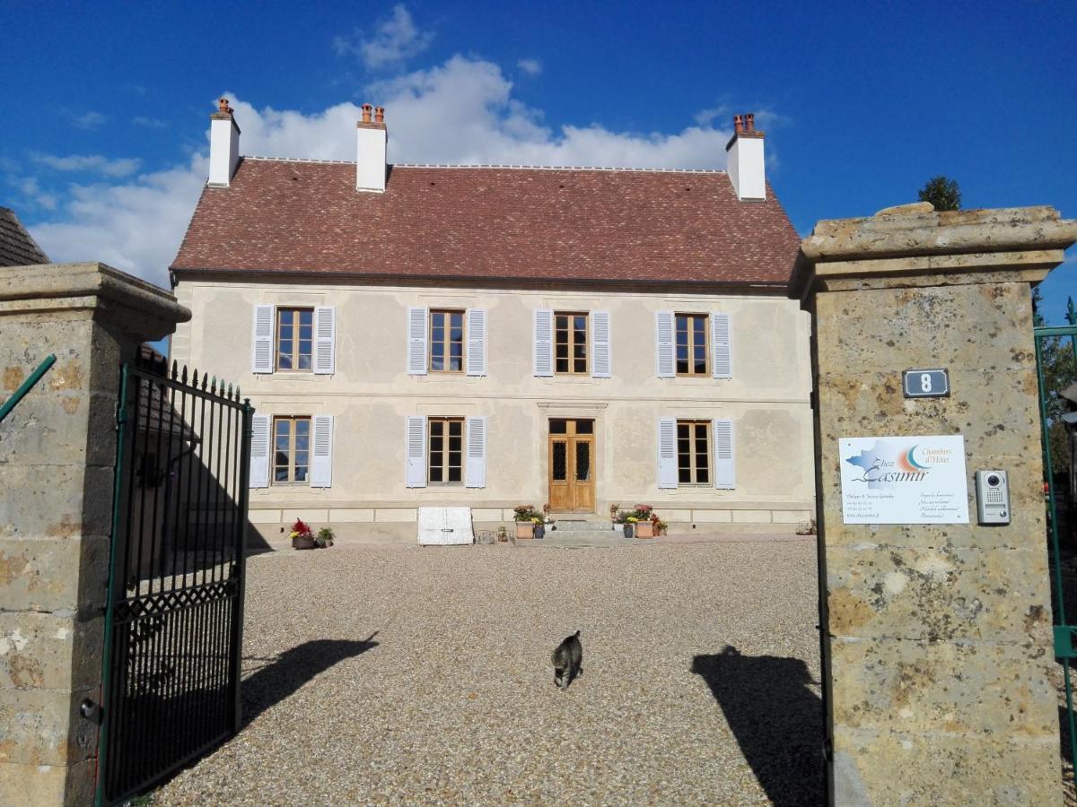 Chez Casimir Bed & Breakfast Cercy-la-Tour Bagian luar foto