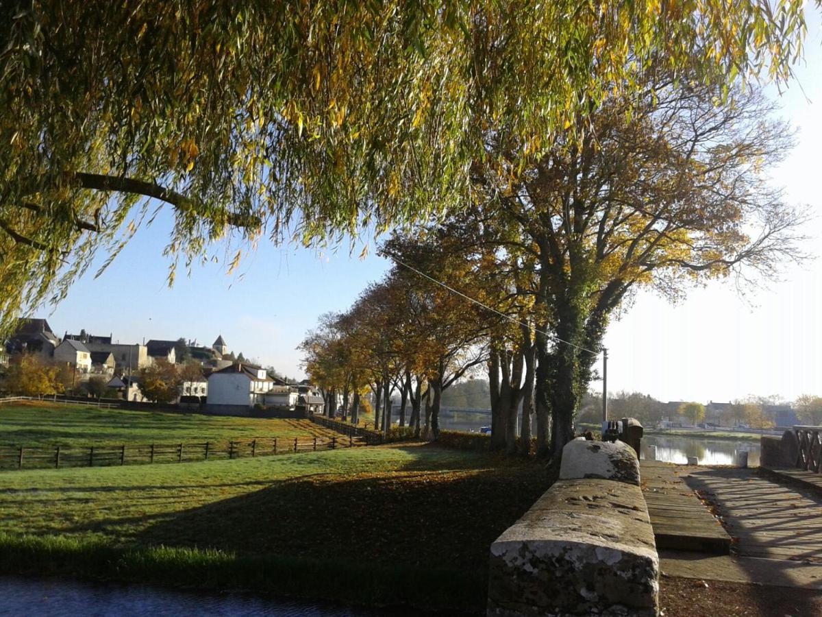 Chez Casimir Bed & Breakfast Cercy-la-Tour Bagian luar foto